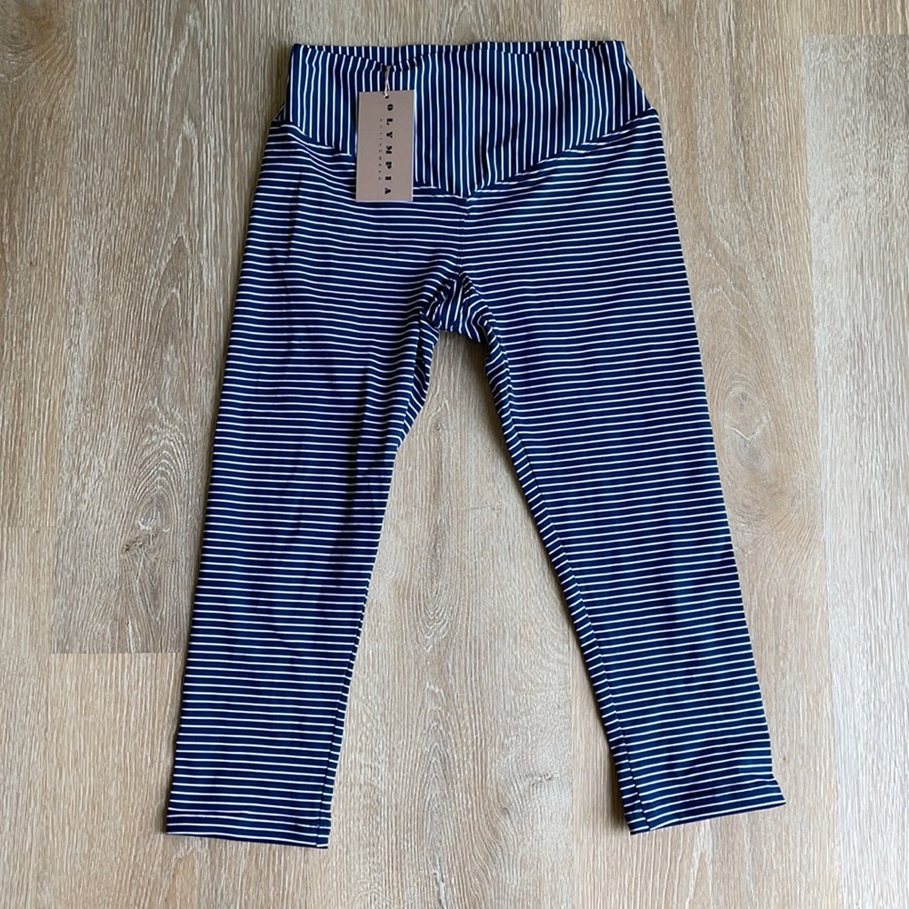 OLYMPIA ACTIVEWEAR 3/4 Mateo Legging Blue Stripe size M